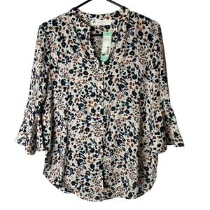 ASTR 3/4 length sleeve pattern top size large